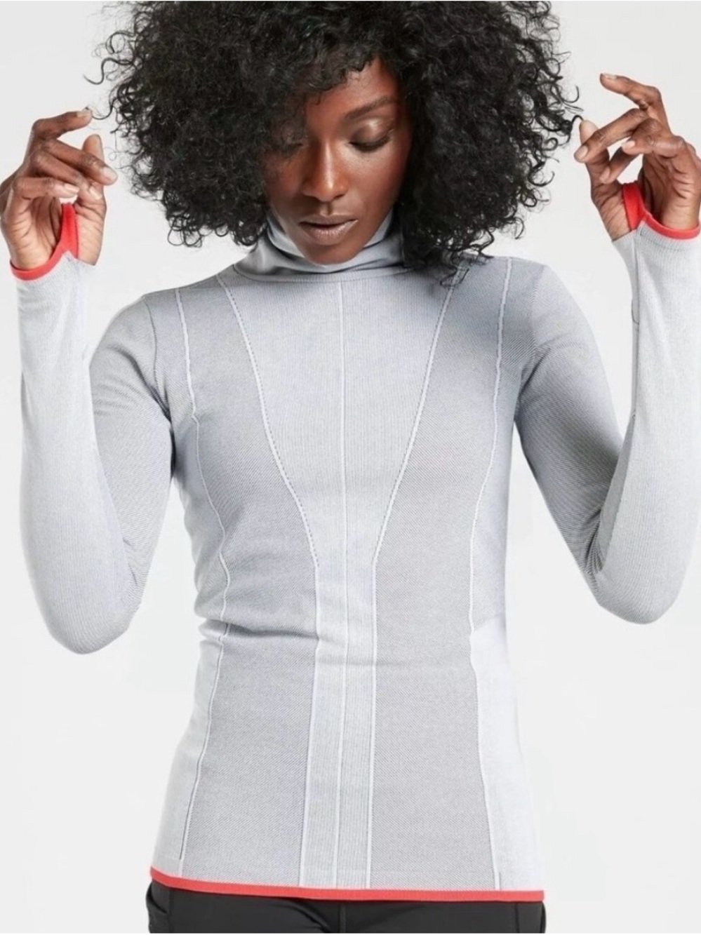 Athleta Flurry Downslope Turtleneck Gray Pullover Red Trim Athletic Top